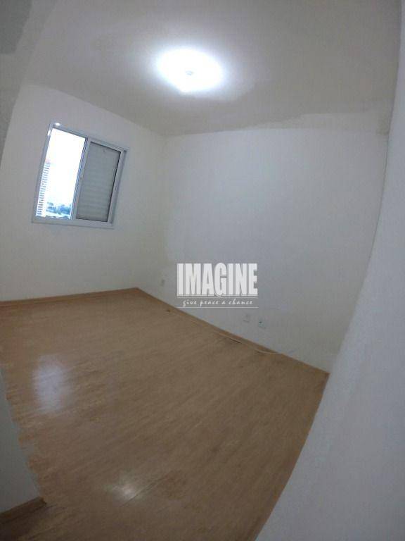 Apartamento à venda com 2 quartos, 65m² - Foto 9