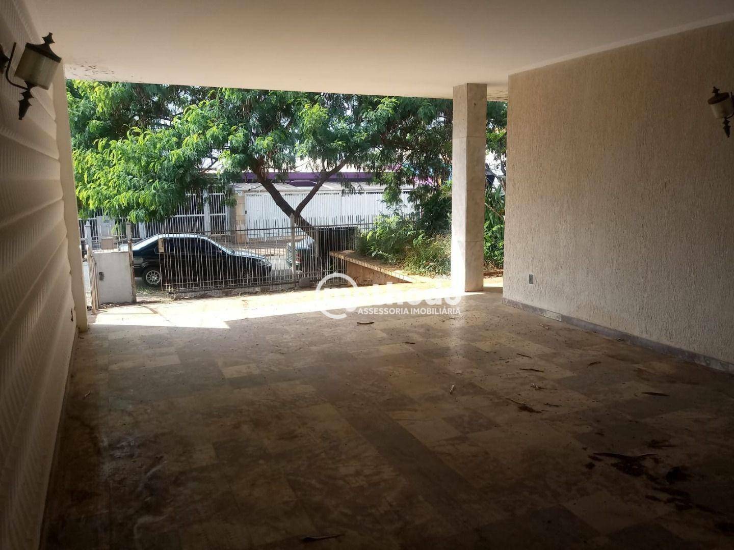 Casa à venda com 3 quartos, 274m² - Foto 4