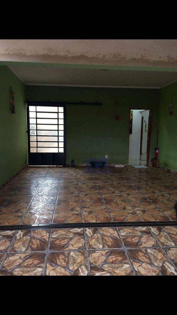 Casa à venda com 3 quartos, 242m² - Foto 5