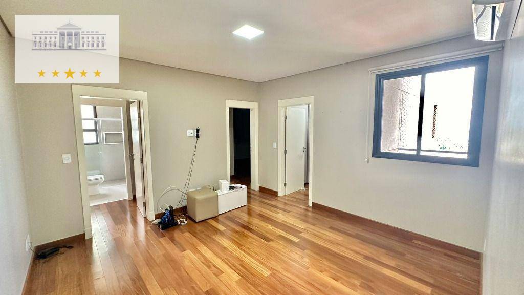 Apartamento à venda com 3 quartos, 204m² - Foto 12