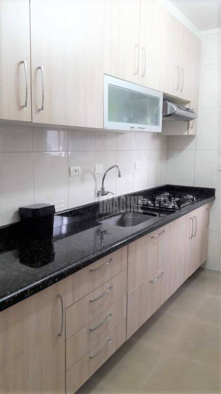 Apartamento à venda com 2 quartos, 56m² - Foto 5