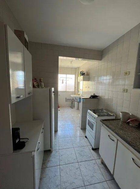 Apartamento à venda com 3 quartos, 79m² - Foto 4