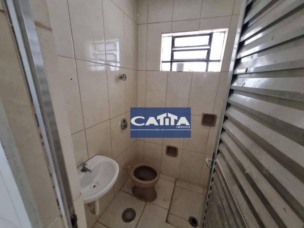 Casa para alugar com 1 quarto, 40m² - Foto 14