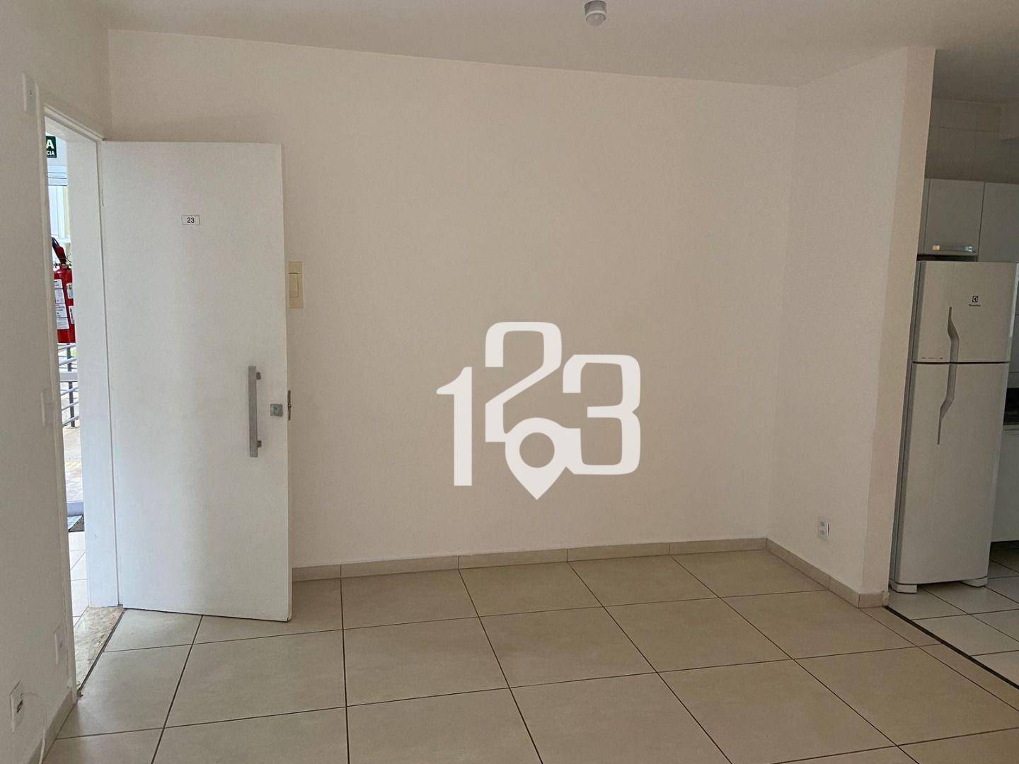 Apartamento para alugar com 2 quartos, 50m² - Foto 5