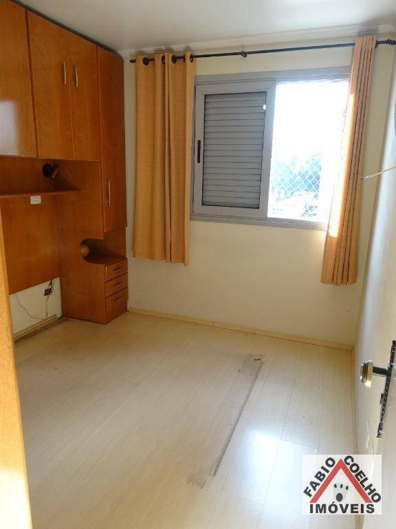 Apartamento à venda com 3 quartos, 75m² - Foto 14