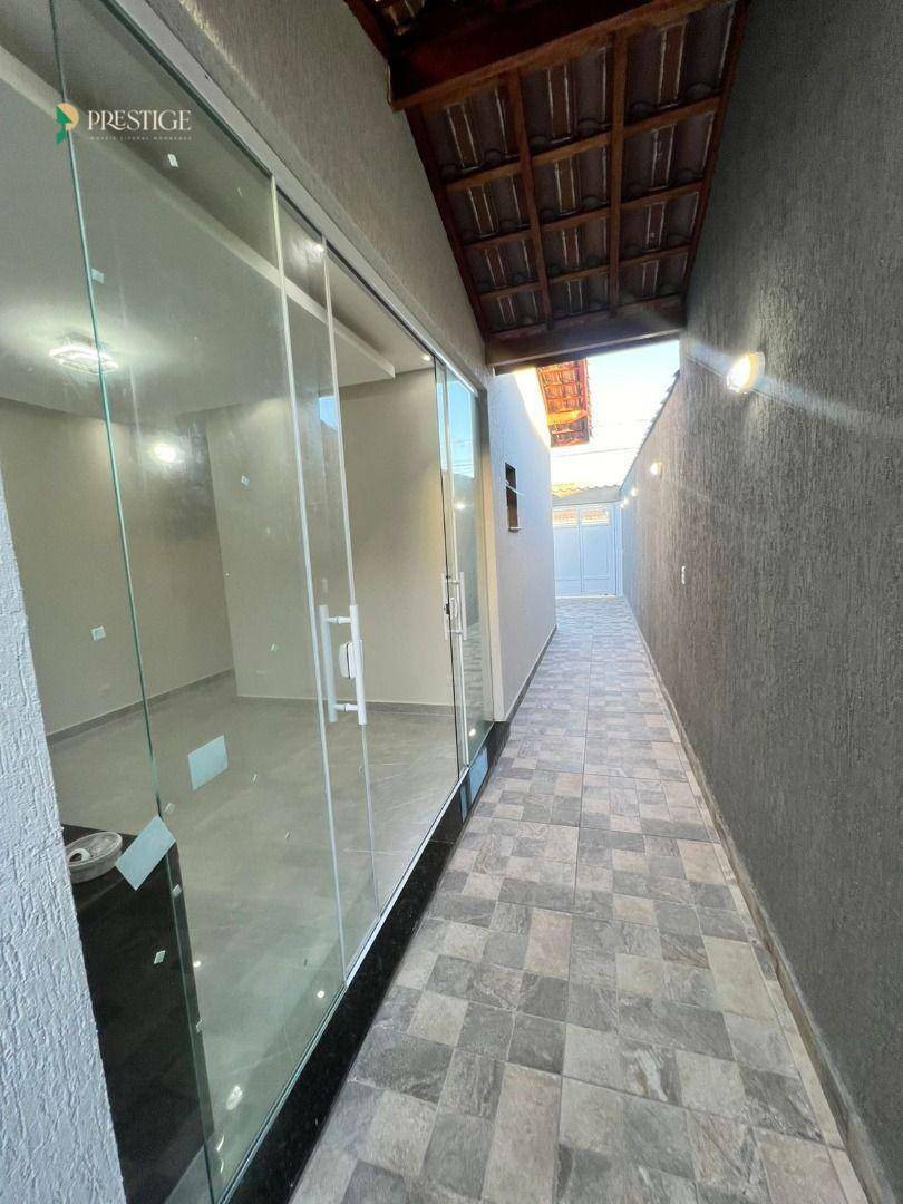 Casa à venda com 2 quartos, 65m² - Foto 8