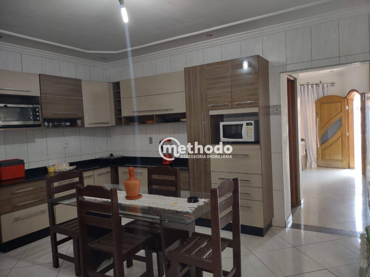 Casa à venda com 3 quartos, 194m² - Foto 5