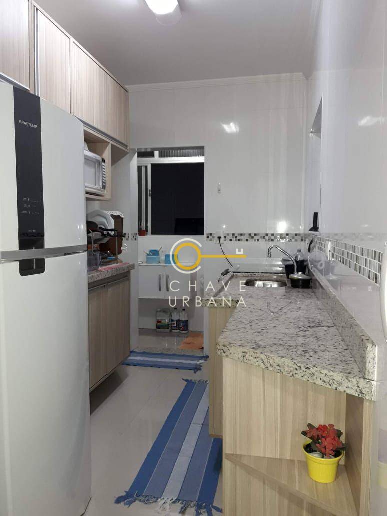 Apartamento à venda com 3 quartos, 94m² - Foto 5