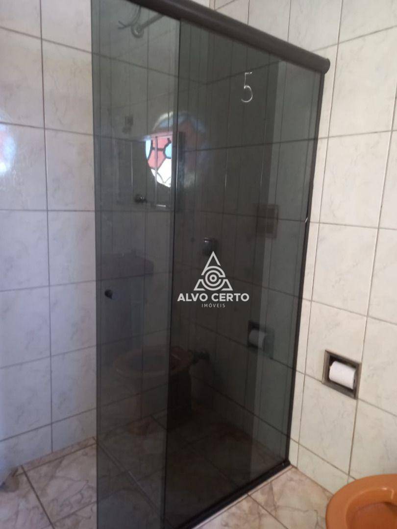 Casa para alugar com 2 quartos, 100m² - Foto 14