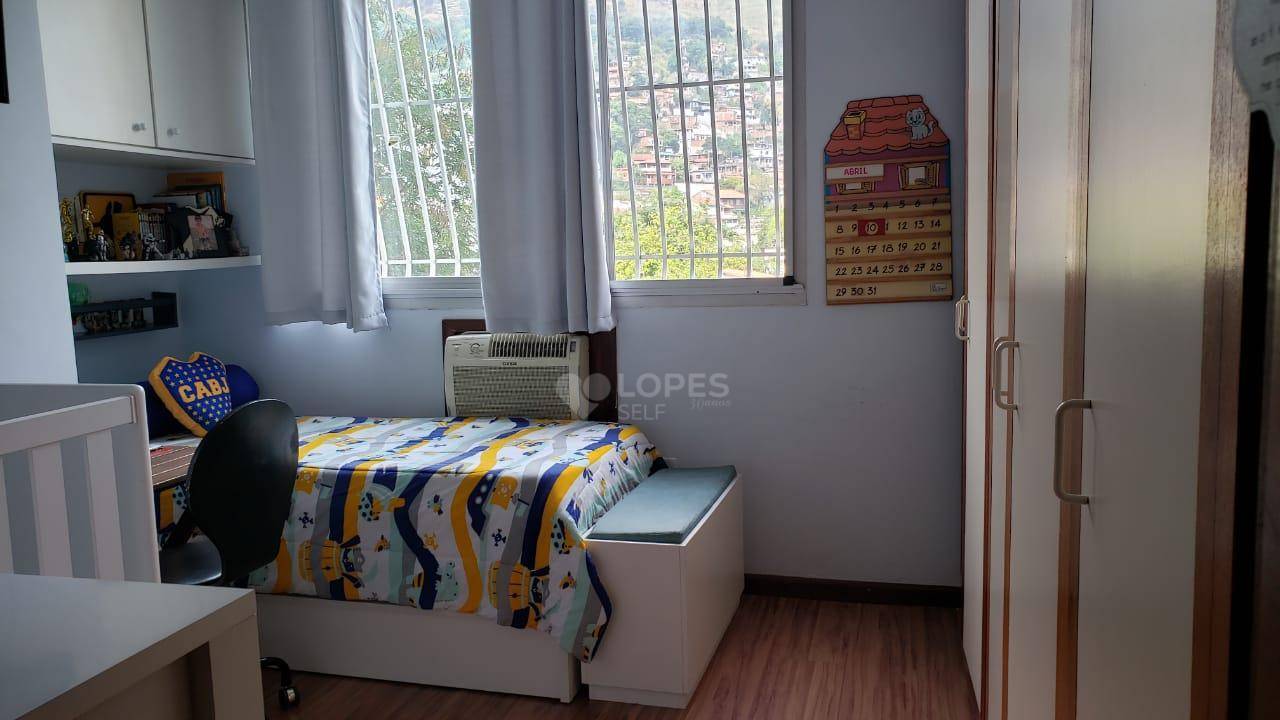 Apartamento à venda com 2 quartos, 82m² - Foto 3