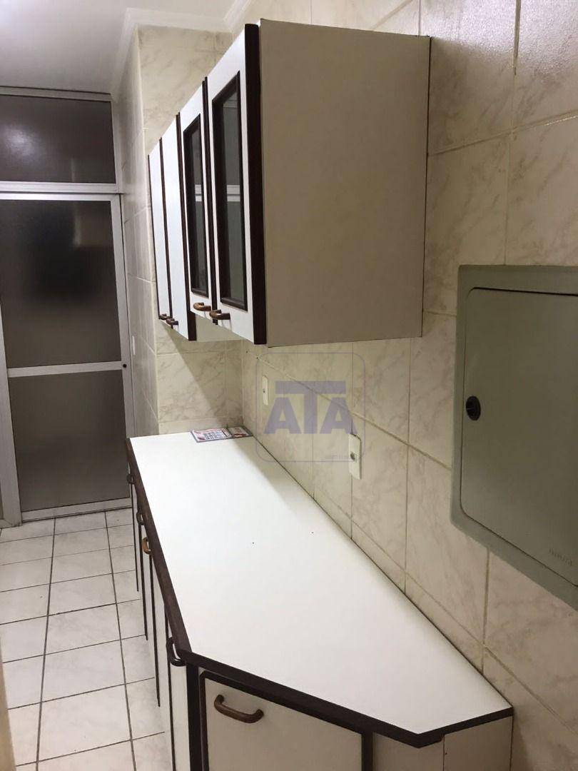 Apartamento à venda com 3 quartos, 97m² - Foto 3