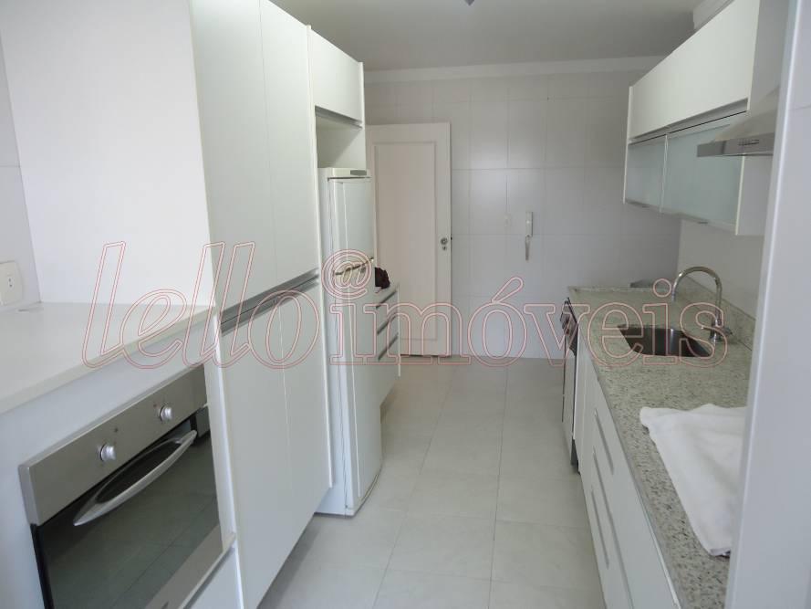 Apartamento para alugar com 3 quartos, 165m² - Foto 15