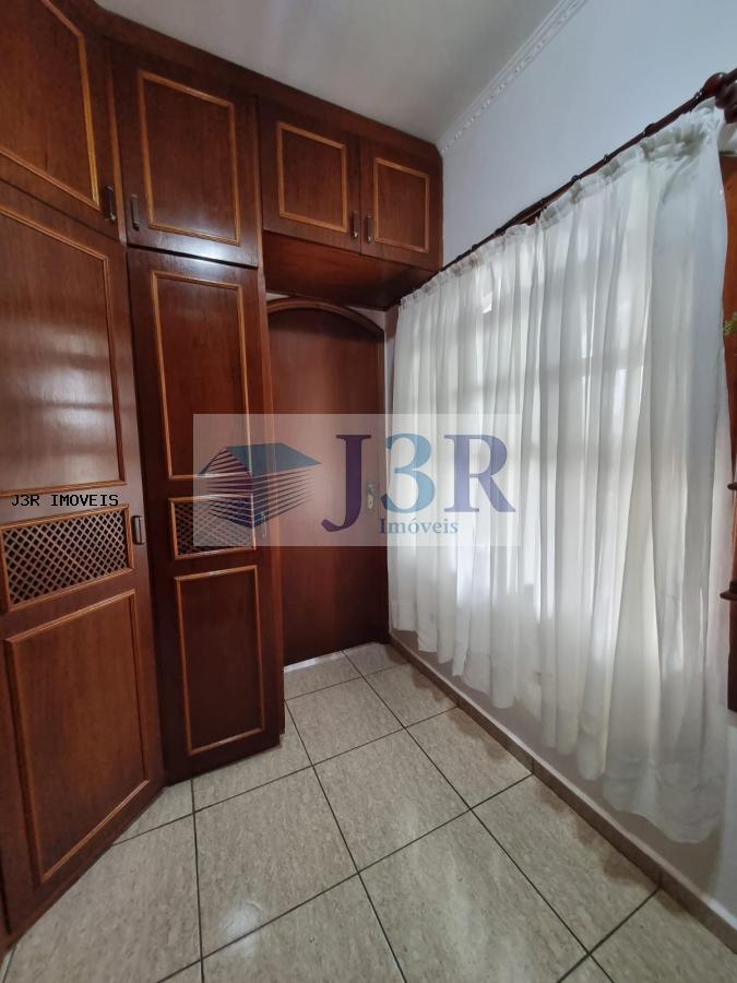 Casa à venda com 6 quartos, 395m² - Foto 22