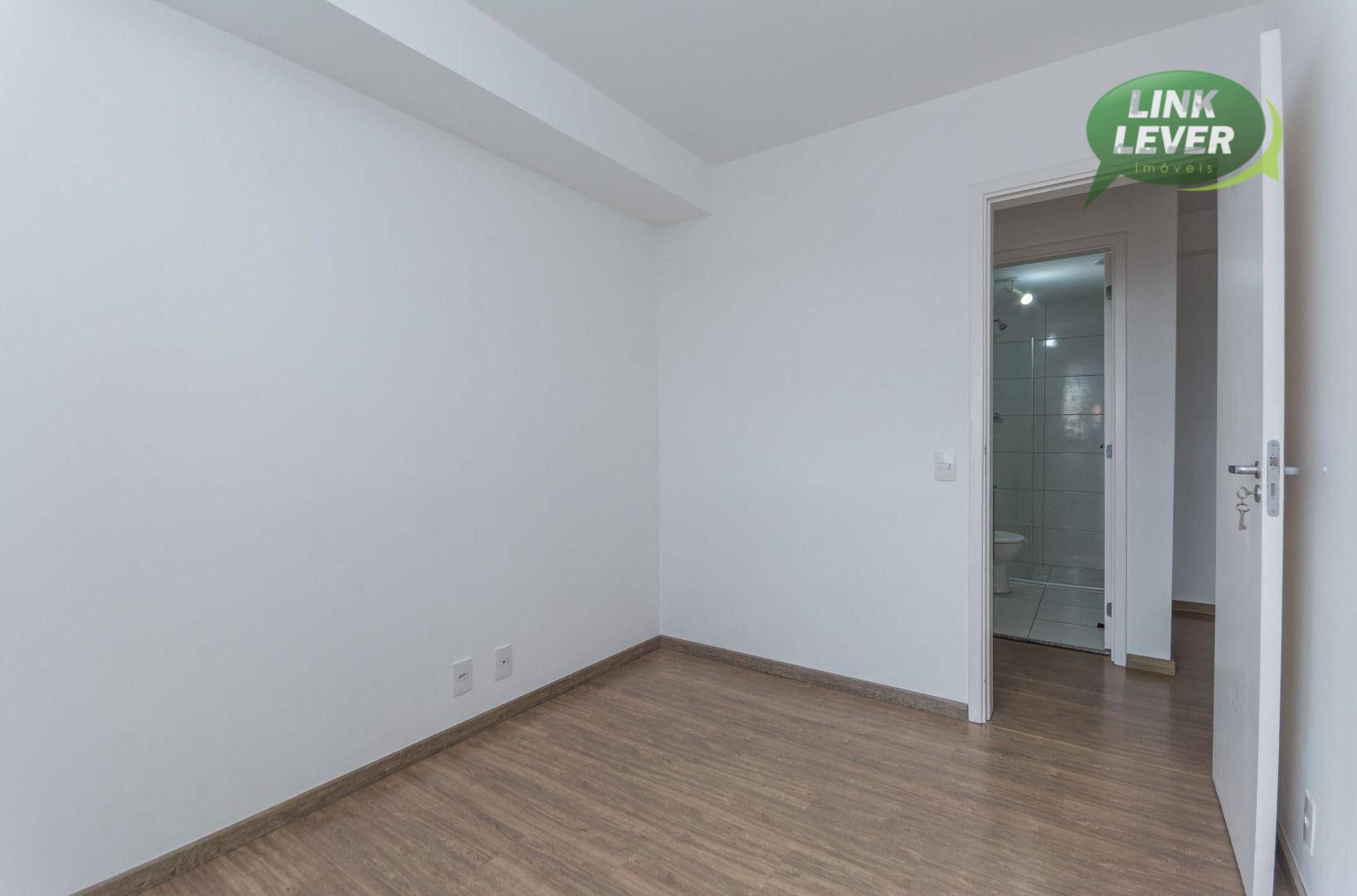 Apartamento para alugar com 2 quartos, 65m² - Foto 21