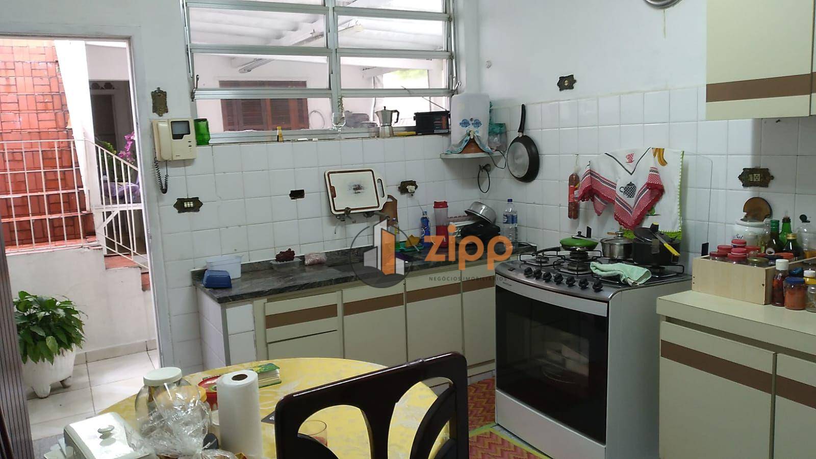 Sobrado à venda com 2 quartos, 200m² - Foto 10