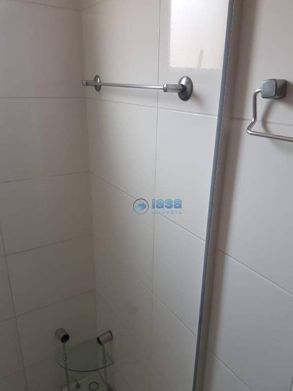 Apartamento à venda com 2 quartos, 60m² - Foto 35