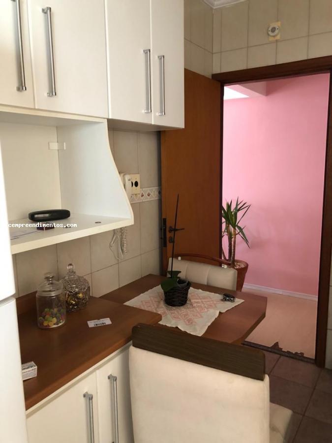 Apartamento à venda com 2 quartos, 89m² - Foto 12