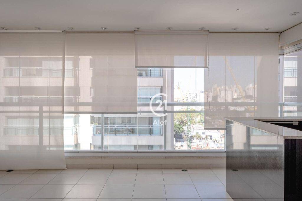 Apartamento à venda com 3 quartos, 145m² - Foto 8