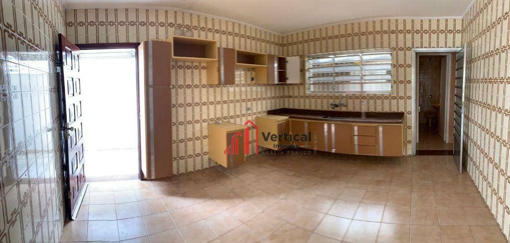 Sobrado à venda e aluguel com 2 quartos, 212m² - Foto 11