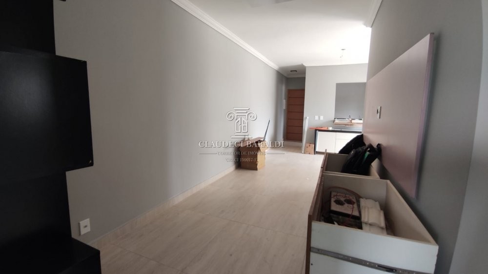 Apartamento à venda com 3 quartos, 85m² - Foto 3