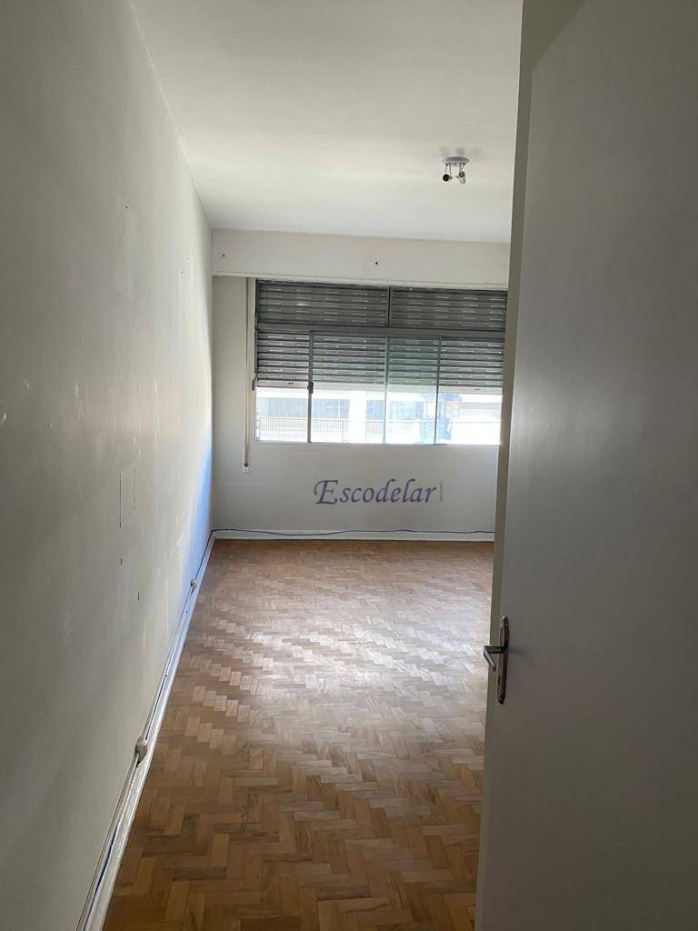 Apartamento à venda com 4 quartos, 210m² - Foto 24