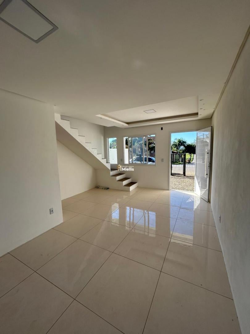 Casa, 2 quartos, 60 m² - Foto 2