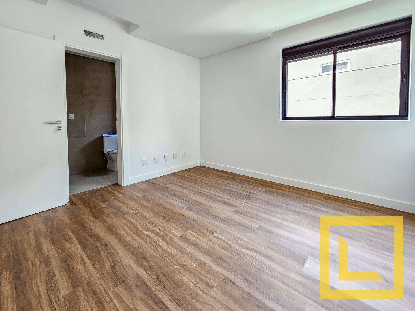 Apartamento à venda com 3 quartos, 189m² - Foto 10