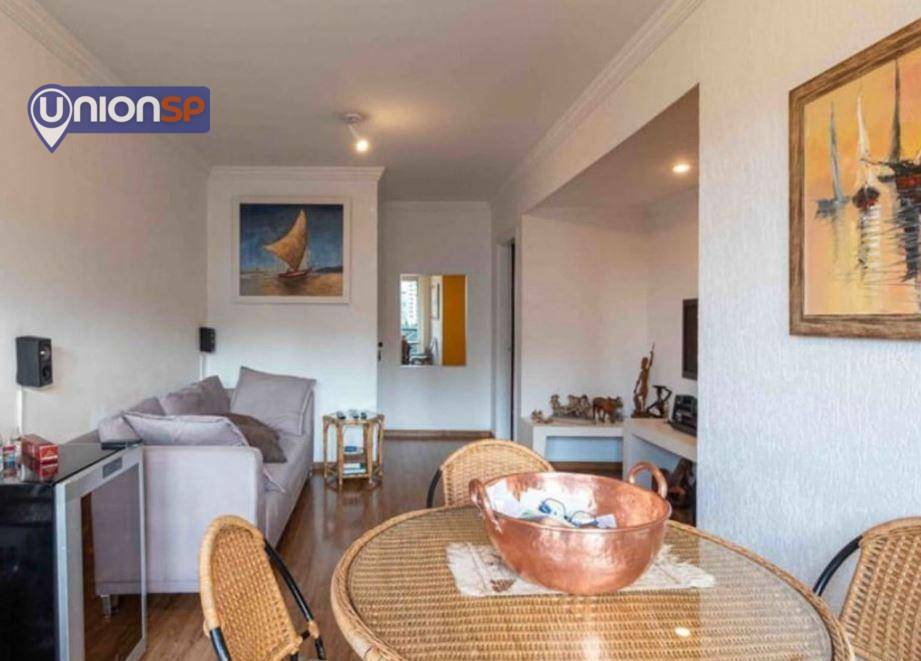 Apartamento à venda com 2 quartos, 66m² - Foto 2