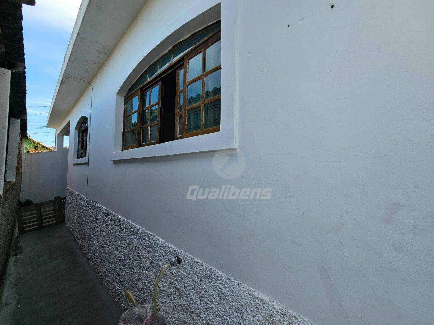 Casa à venda com 3 quartos, 199m² - Foto 3