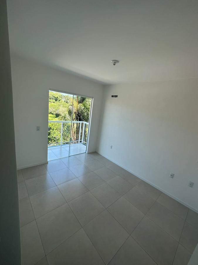 Apartamento à venda com 2 quartos, 63m² - Foto 4