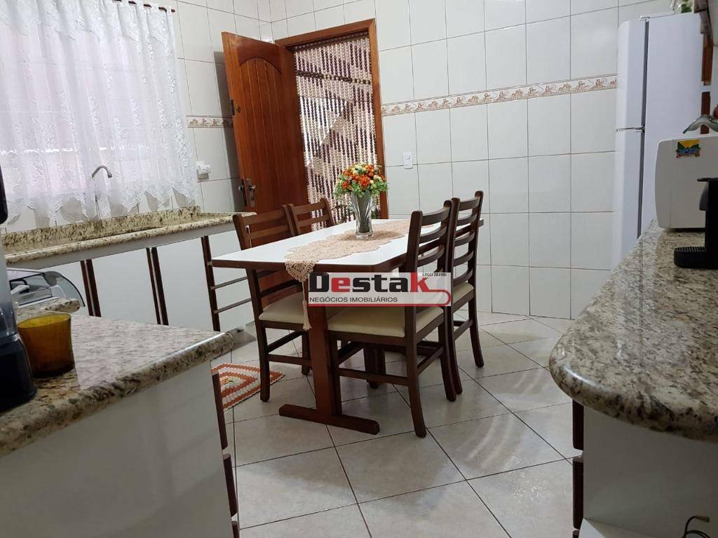 Sobrado à venda com 3 quartos, 182m² - Foto 15