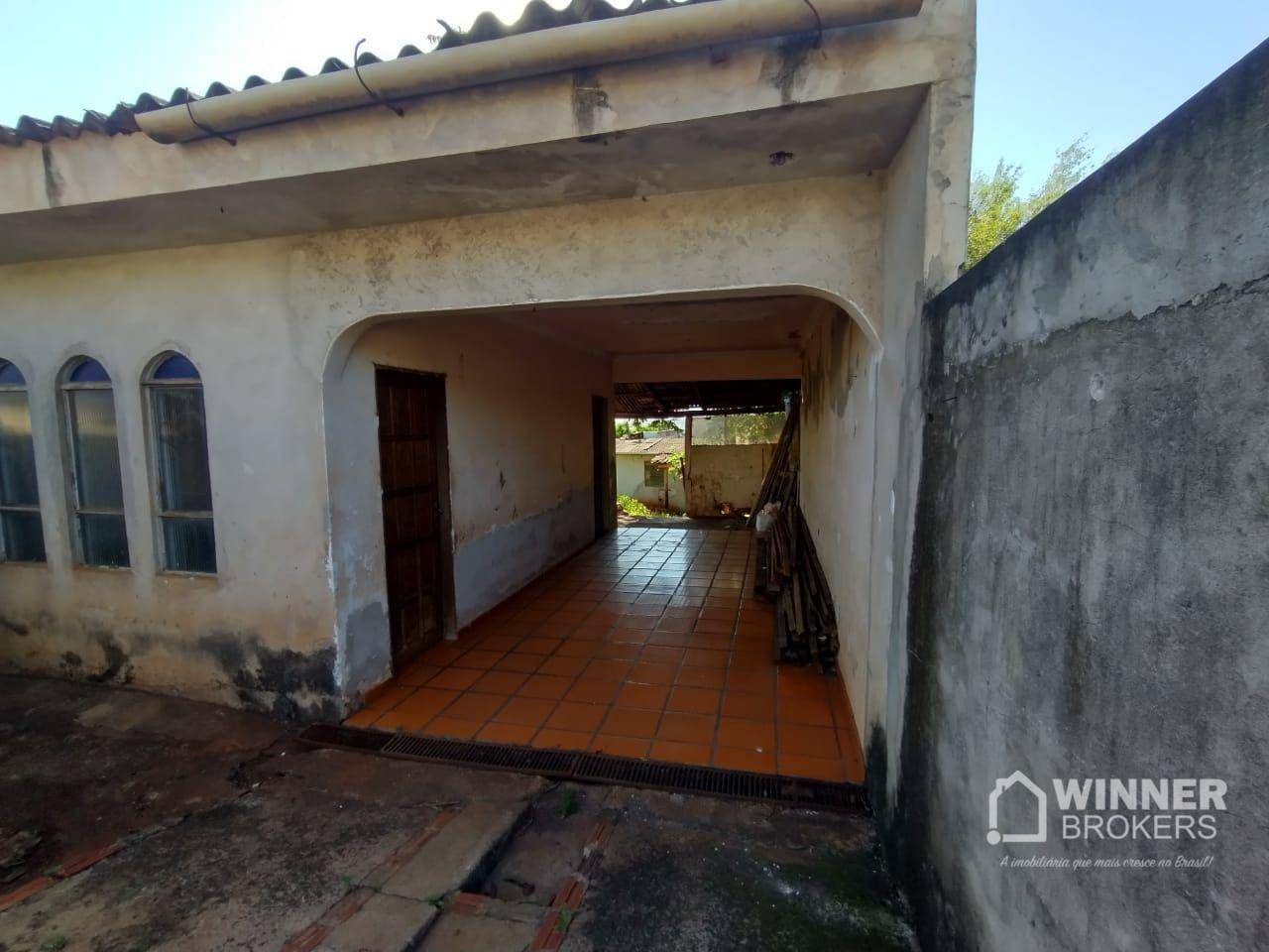 Casa à venda com 2 quartos, 69m² - Foto 2