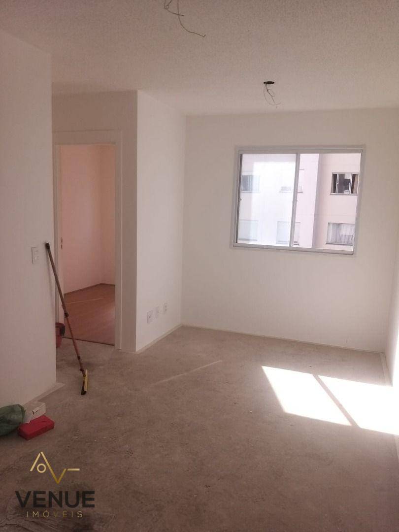 Apartamento à venda com 2 quartos, 41m² - Foto 3