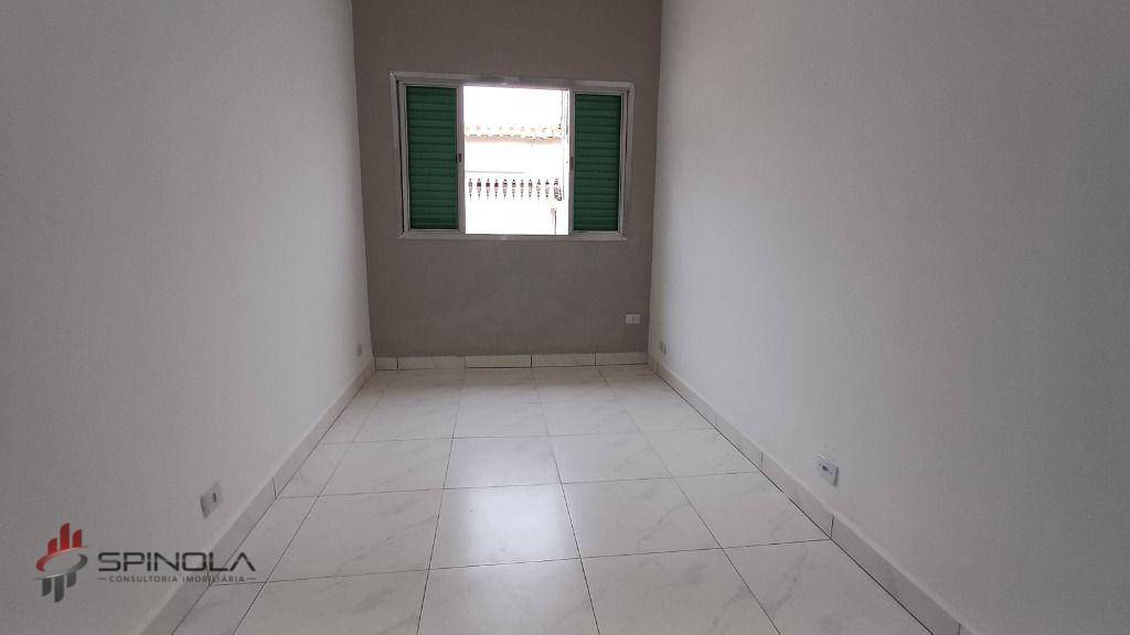 Casa à venda com 2 quartos, 70m² - Foto 14