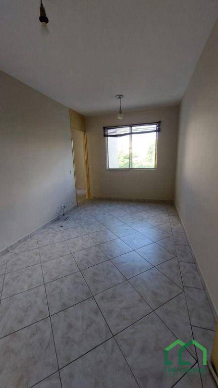 Apartamento à venda com 3 quartos, 76m² - Foto 12