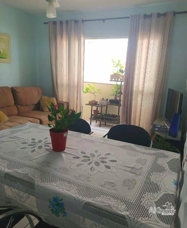 Apartamento à venda com 2 quartos, 66m² - Foto 1