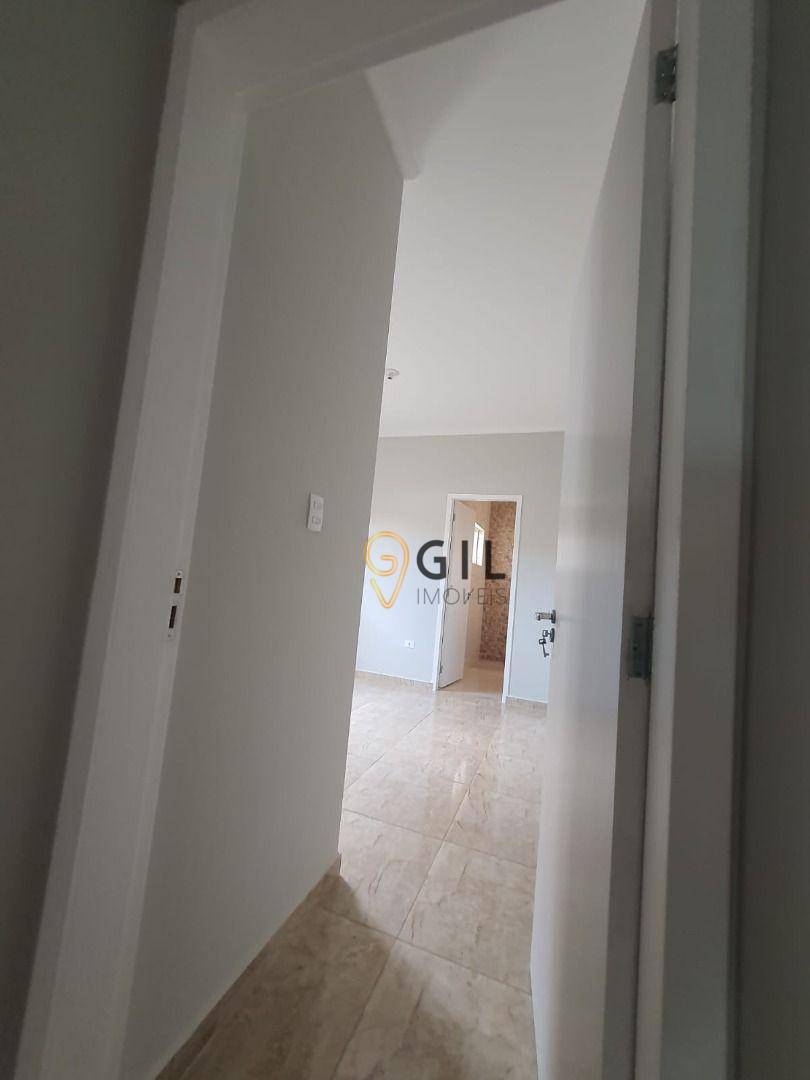 Casa à venda com 3 quartos, 110m² - Foto 10