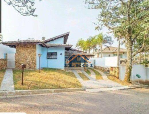 Casa de Condomínio para alugar com 3 quartos, 200m² - Foto 1