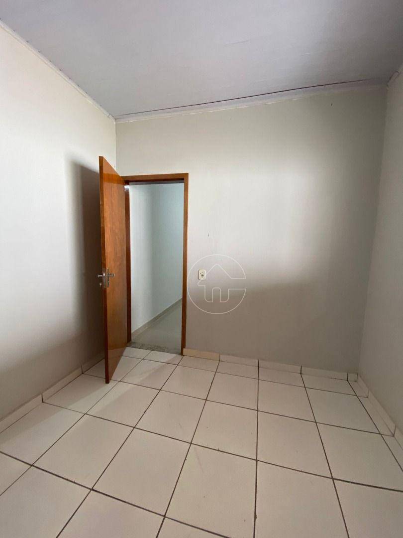 Casa para alugar com 2 quartos, 80m² - Foto 10