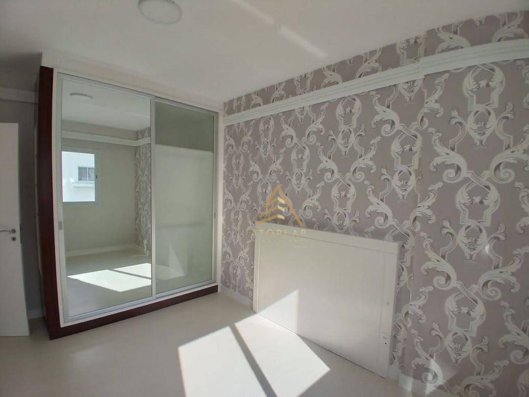 Apartamento à venda com 3 quartos, 138m² - Foto 14