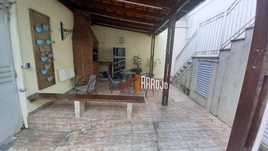 Sobrado à venda com 2 quartos, 57m² - Foto 3