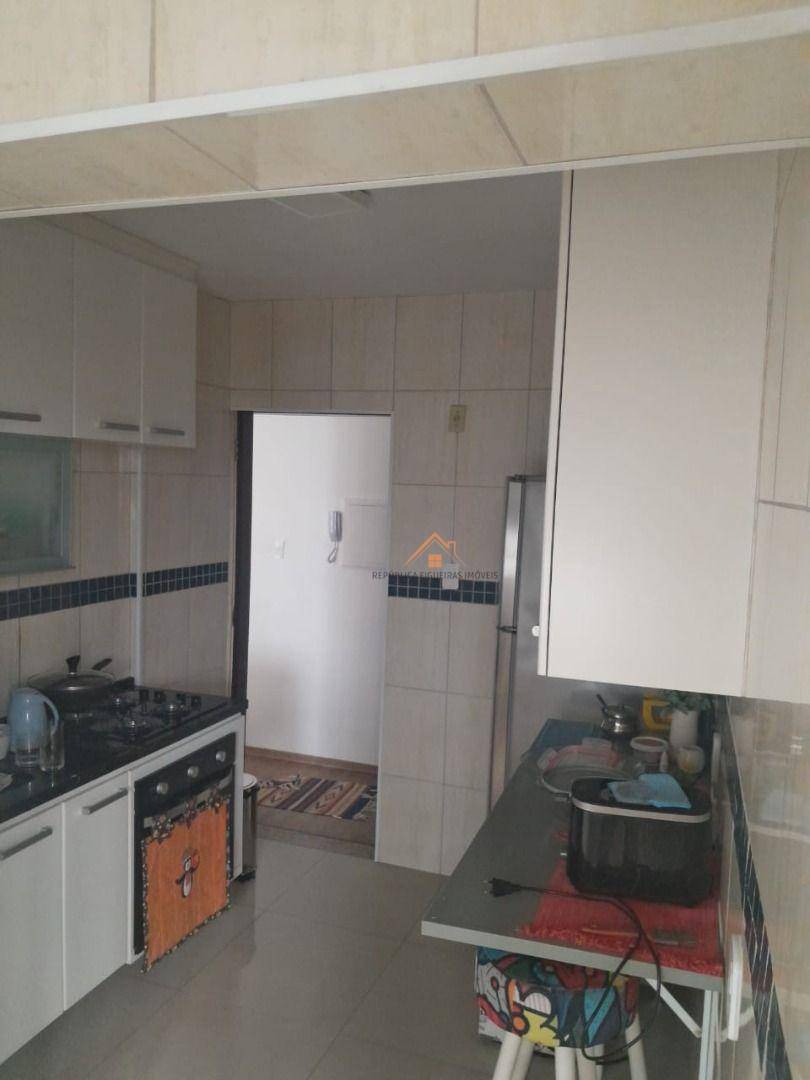 Casa à venda com 2 quartos, 70M2 - Foto 12