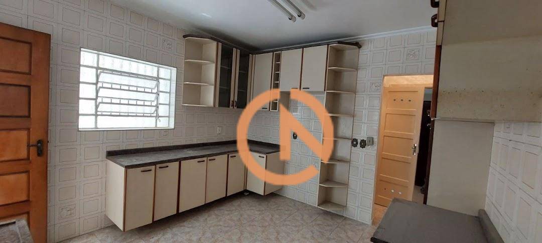 Sobrado à venda e aluguel com 2 quartos, 168m² - Foto 8