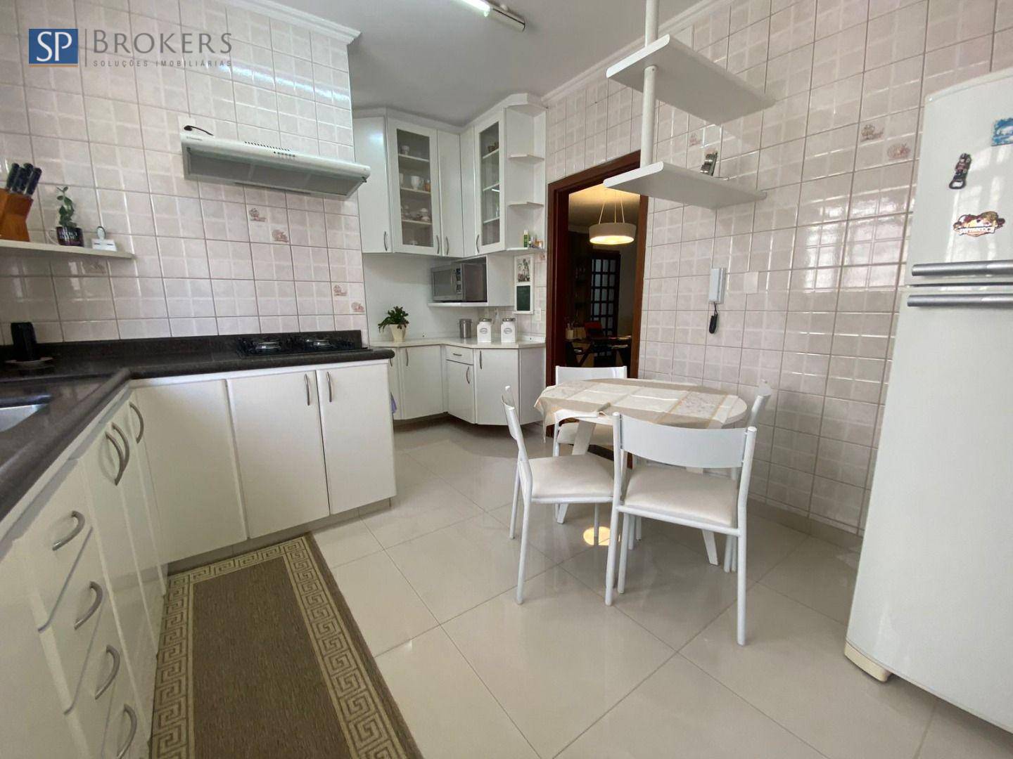 Casa de Condomínio à venda com 4 quartos, 360m² - Foto 7