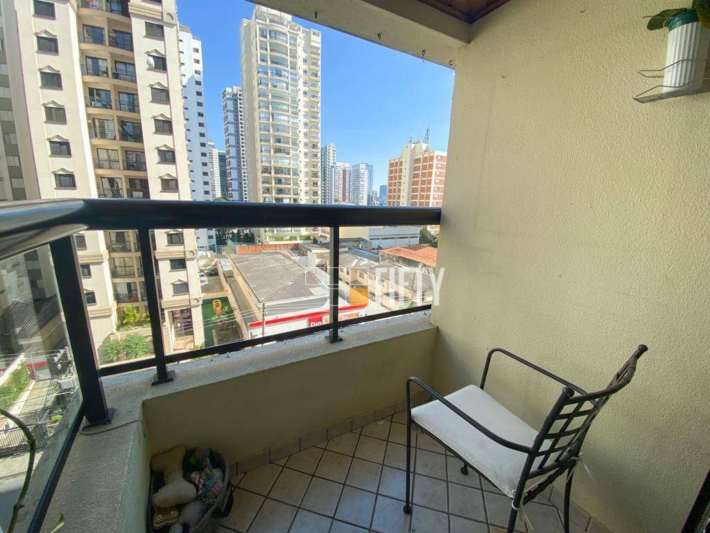 Apartamento para alugar com 3 quartos, 76m² - Foto 3