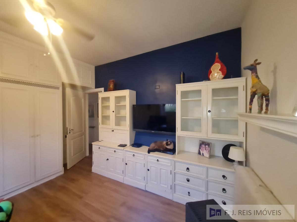 Casa à venda com 3 quartos, 400m² - Foto 22