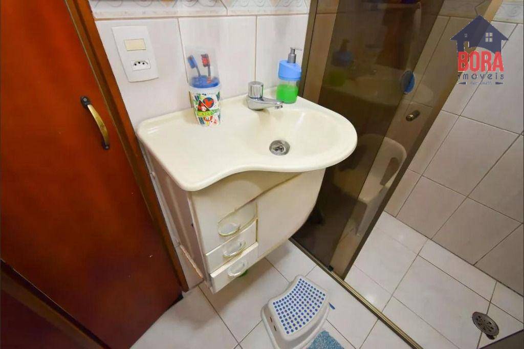 Sobrado à venda com 3 quartos, 200m² - Foto 37