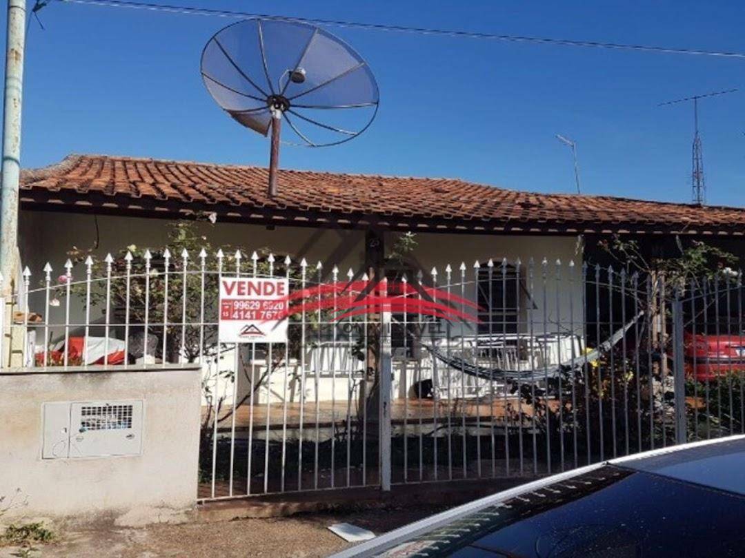 Casa à venda com 2 quartos, 266m² - Foto 2