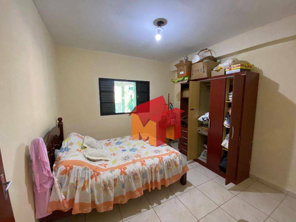 Chácara à venda com 2 quartos, 200m² - Foto 13