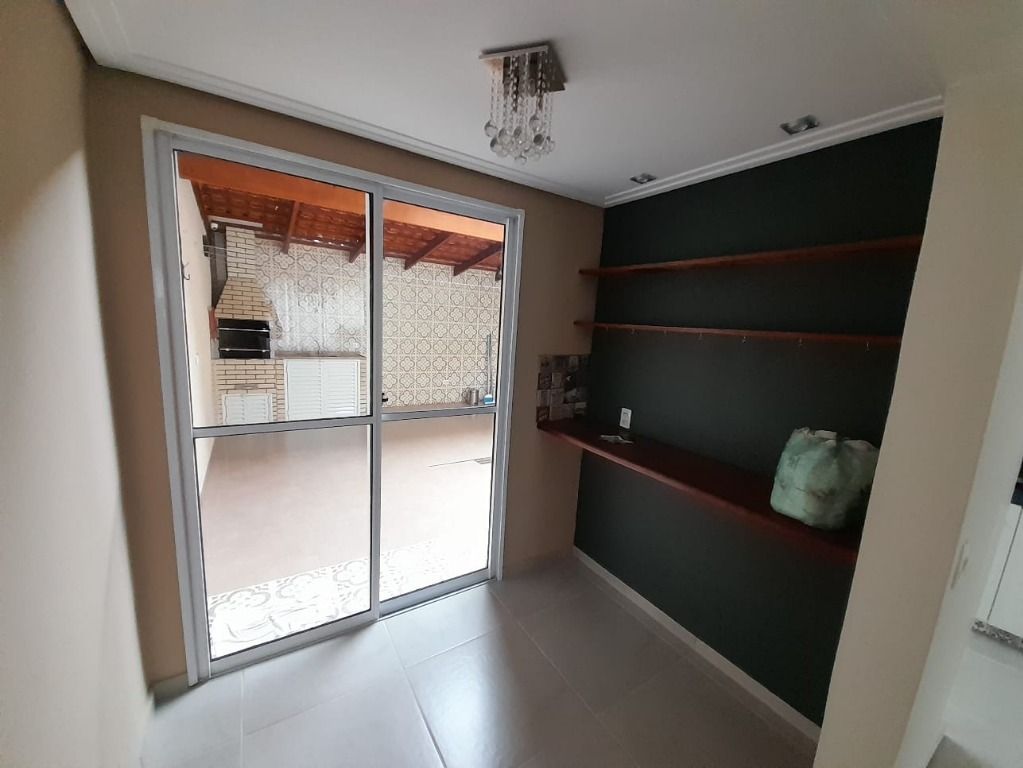 Casa de Condomínio à venda com 2 quartos, 65m² - Foto 9